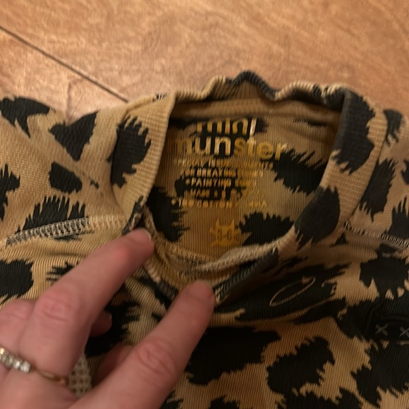 Mini Munster leopard print baby sweatshirt 3-6 months - Picture 4 of 5